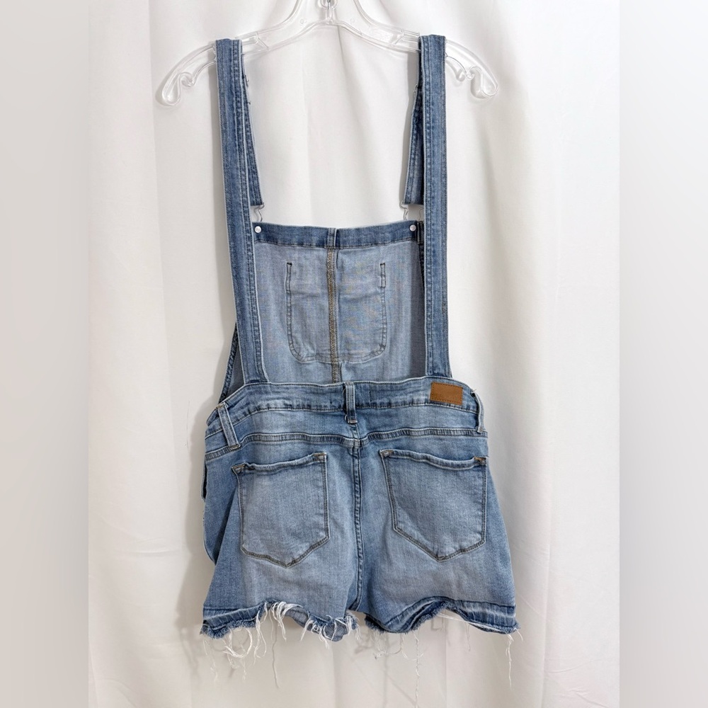 Judy Blue Distressed Shorts Overalls With Released Hem Size 32 - Picture 4 of 8